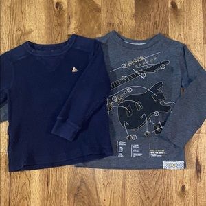 Two little boys Gap long sleeved shirts. 5
